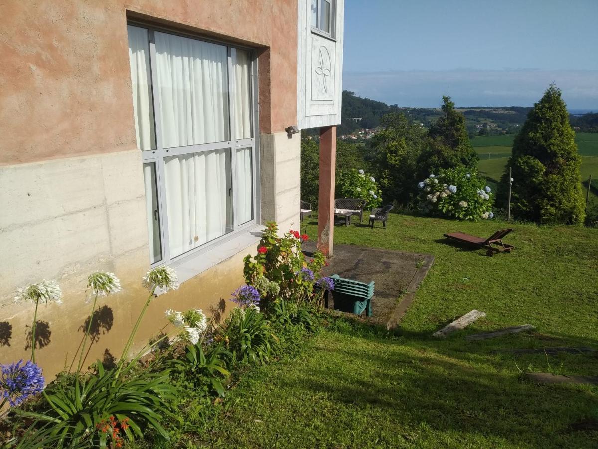 Casa De Babel Bed & Breakfast Cudillero Exterior photo